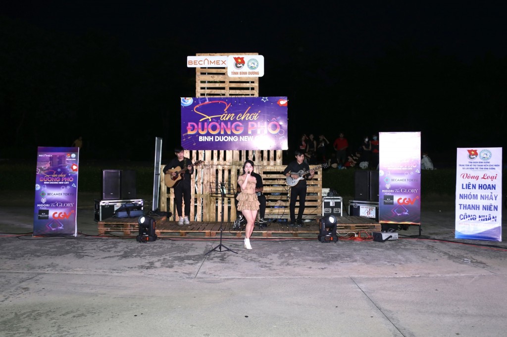 Liên hoan các nhóm nhảy tại sân chơi đường phố - Bình Dương New City