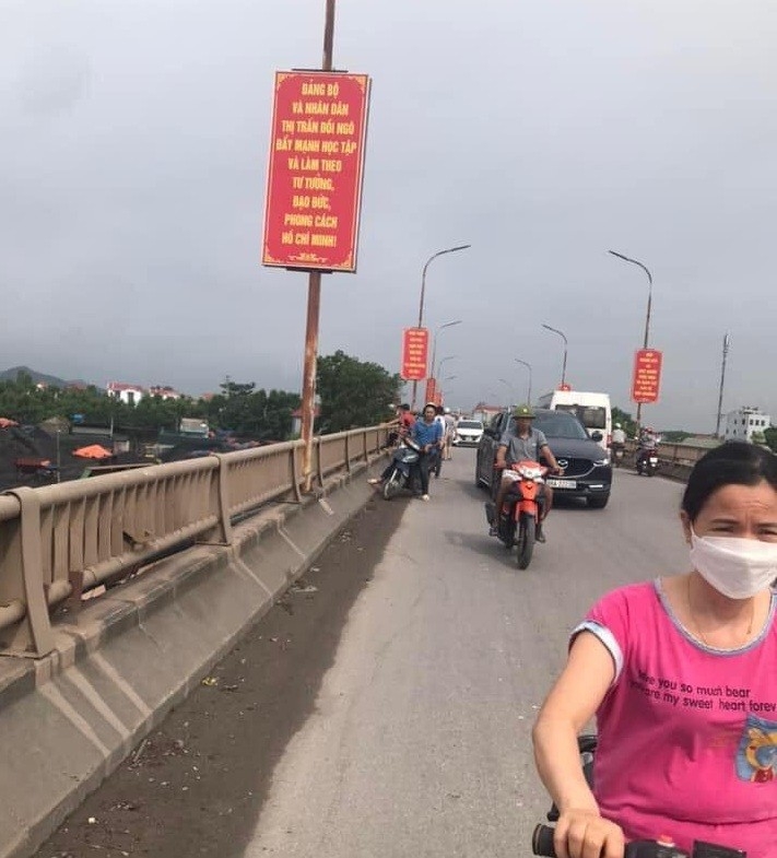 Bắc Giang: Đã tìm thấy thi thể người phụ nữ nhảy cầu ở thị trấn Đồi Ngô