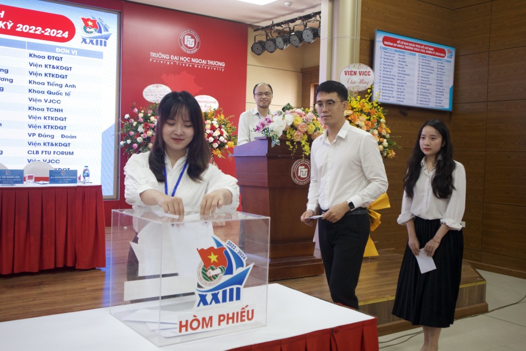 Đoàn TNCS Hồ Chí Minh trường Đại học Ngoại thương có tân Bí thư Đoàn TNCS Hồ Chí Minh trường Đại học Ngoại thương có tân Bí thư