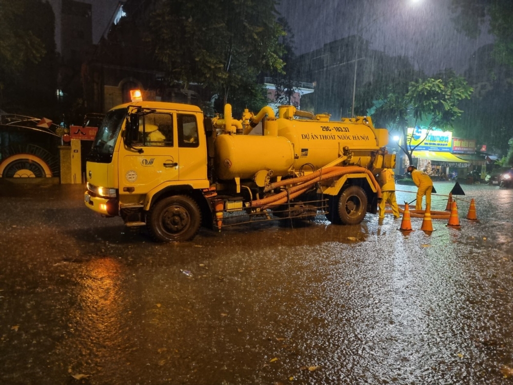 Hà Nội: Phát huy tối đa hiệu quả tiêu thoát nước khi gặp mưa lớn