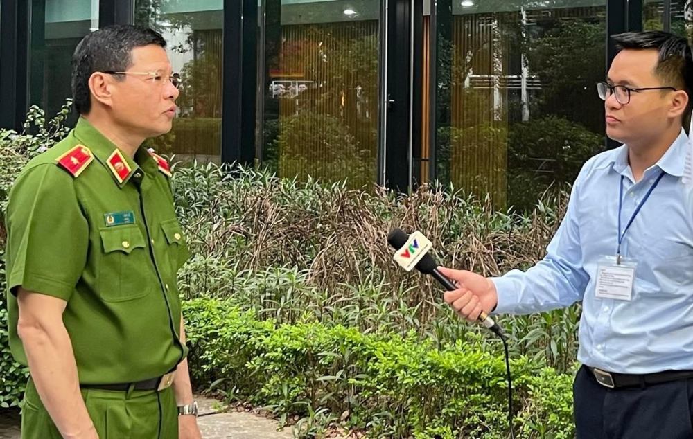 Nhà báo tác nghiệp điều tra, phản biện: Thách thức và trách nhiệm