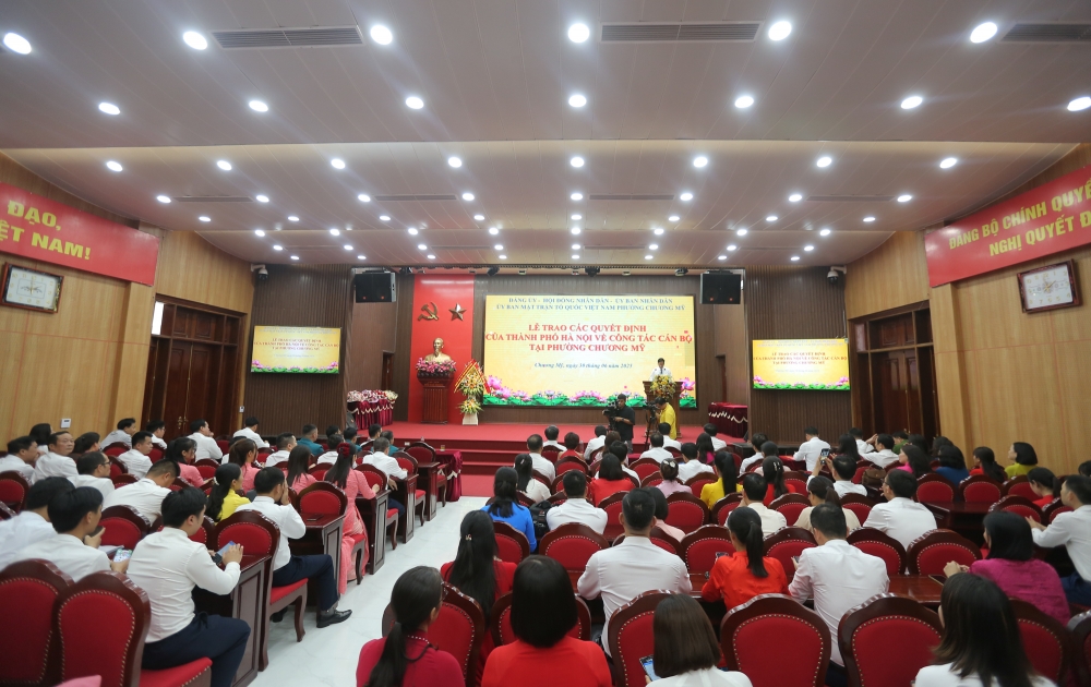 Công bố nhân sự chủ chốt tại phường Chương Mỹ, xã Phú Nghĩa và Xuân Mai