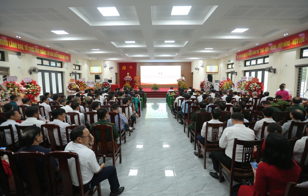 Công bố nhân sự chủ chốt tại phường Chương Mỹ, xã Phú Nghĩa và Xuân Mai