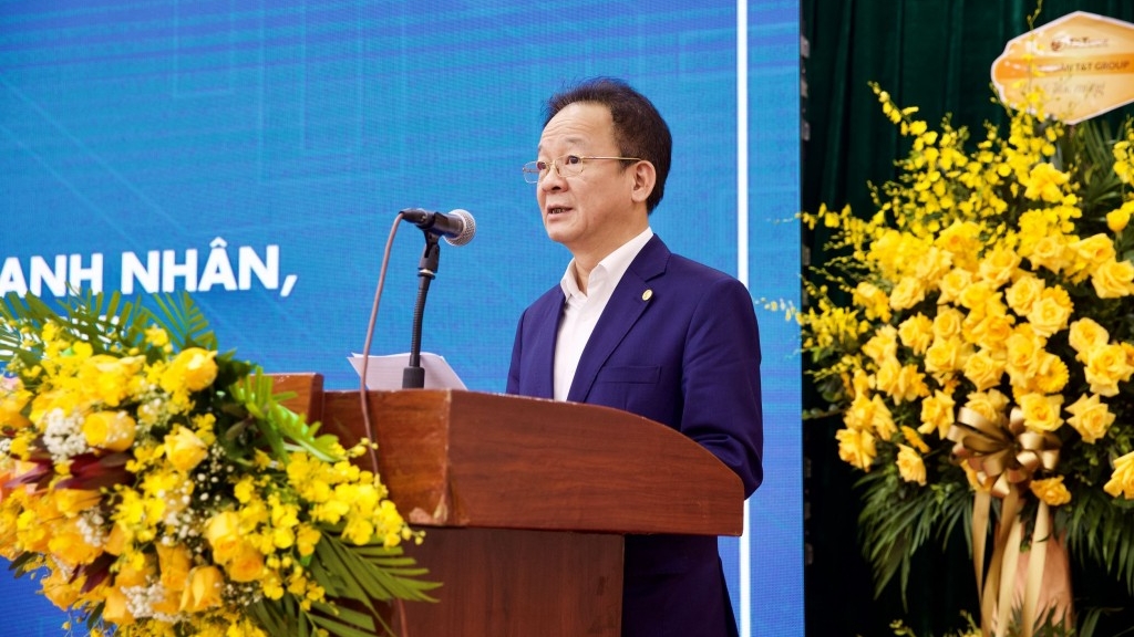 Doanh nhân Đỗ Quang Hiển được bầu làm Chủ tịch CLB Cựu sinh viên Doanh nhân ĐHQG Hà Nội