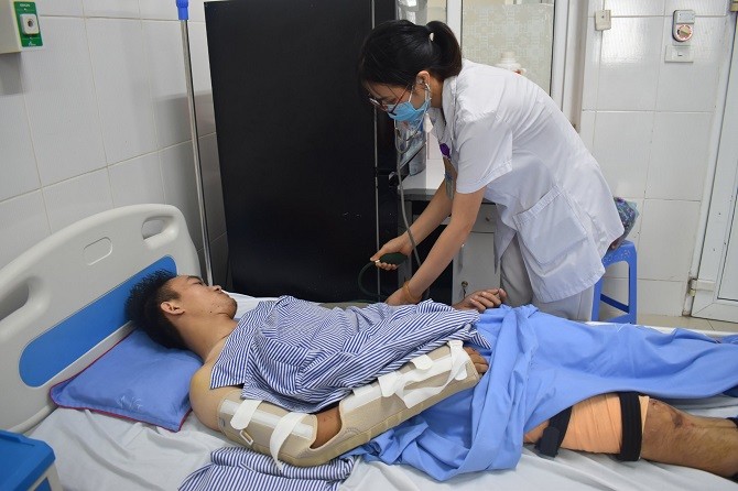 Bệnh viện đa khoa Sóc Sơn cấp cứu kịp thời ca bệnh đa chấn thương nặng