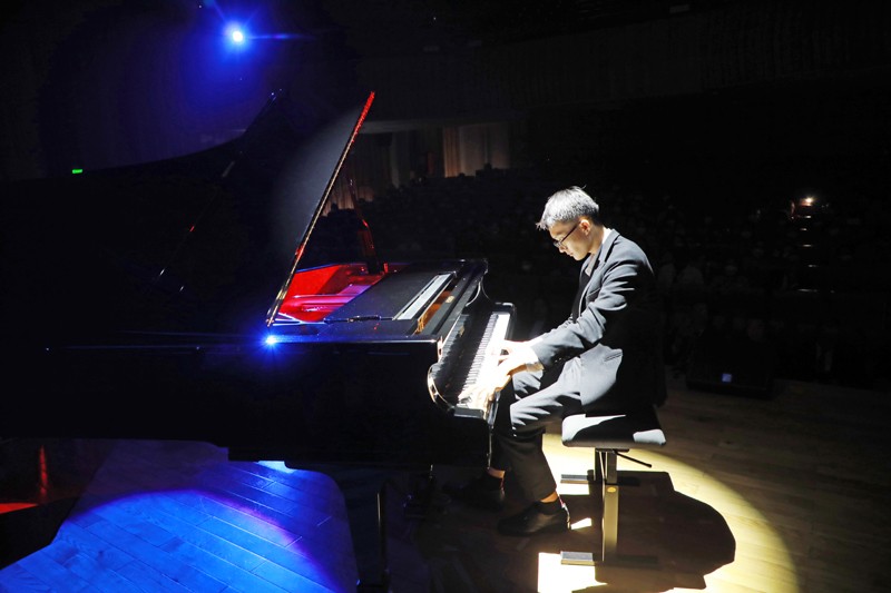 SIU Piano Competition do Trường đại học Quốc tế Sài Gòn (SIU) và Trường quốc tế Á Châu (Asian School) phối hợp tổ chức