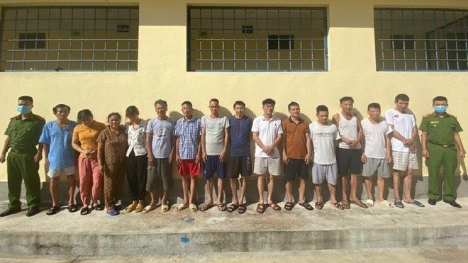 Nghệ An: Bắt 18 đối tượng trong đường dây đánh bạc 40 tỷ đồng