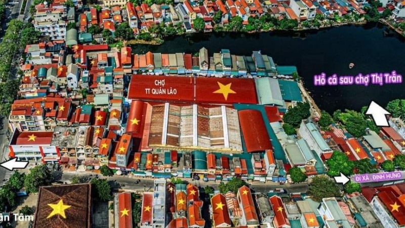 Thanh Hoá: Hàng loạt cờ Tổ quốc trên mái nhà là sản phẩm photoshop