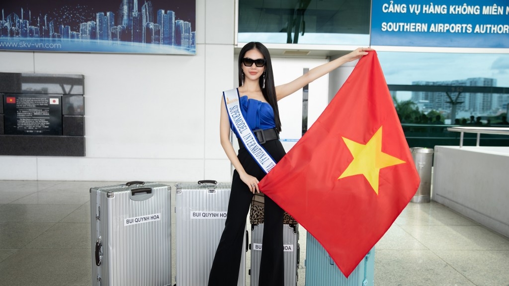 Bùi Quỳnh Hoa sụt 2kg vì chuẩn bị thi Super Model International 2022