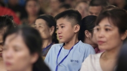 vu lan bao hieu khoc nghen khi nhac den on cha nghia me