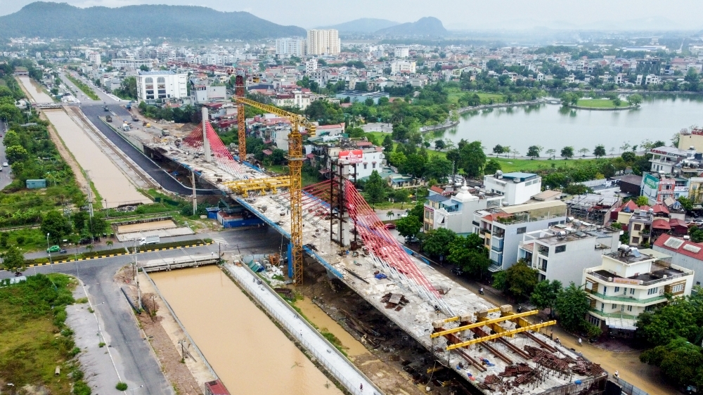Thanh Hoá: Cầu dây văng hơn 600 tỷ đồng gấp rút hoàn thiện chờ ngày thông xe