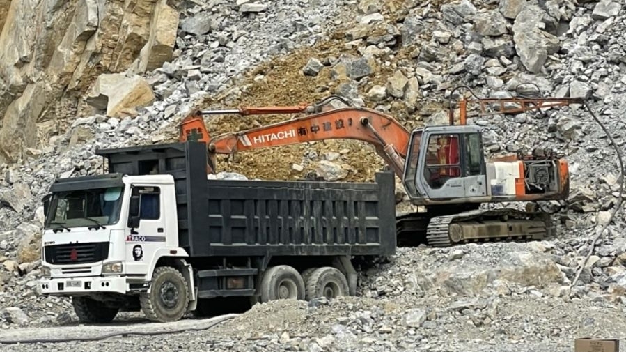 Thanh hóa: Phạt Công ty TNHH Hồng Phượng 320 triệu đồng do vi phạm các quy định về khu vực khai thác khoáng sản