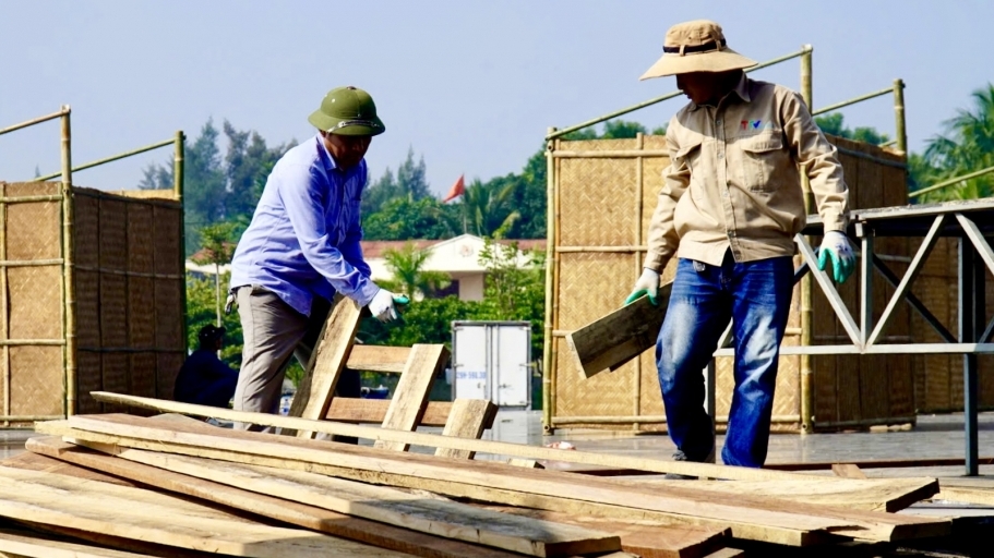 Thanh Hoá: Gấp rút hoạn thiện cầu truyền hình "Tập kết ra Bắc - Tình sâu nghĩa nặng"