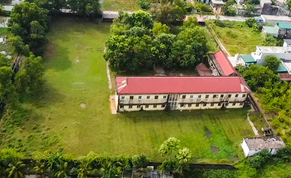 Thanh Hoá: Hai trường học bỏ hoang biến thành nơi tập kết rác thải