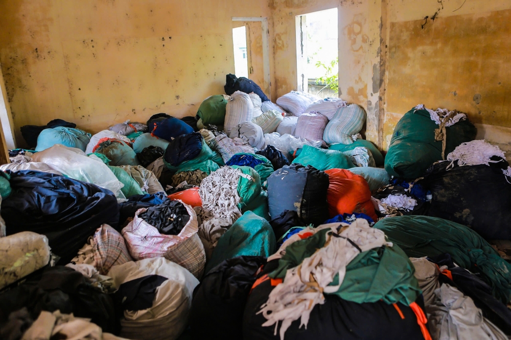 Thanh Hoá: Hai trường học bỏ hoang biến thành nơi tập kết rác thải