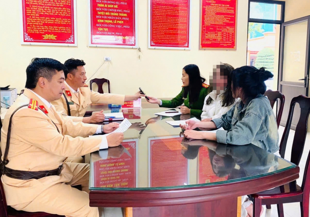 Thanh Hoá: Kịp thời ngăn chặn cô gái trẻ có ý định nhảy cầu tự tử