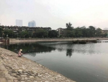 Ý kiến xung quanh đề xuất lấp một phần hồ Thành Công để xây chung cư