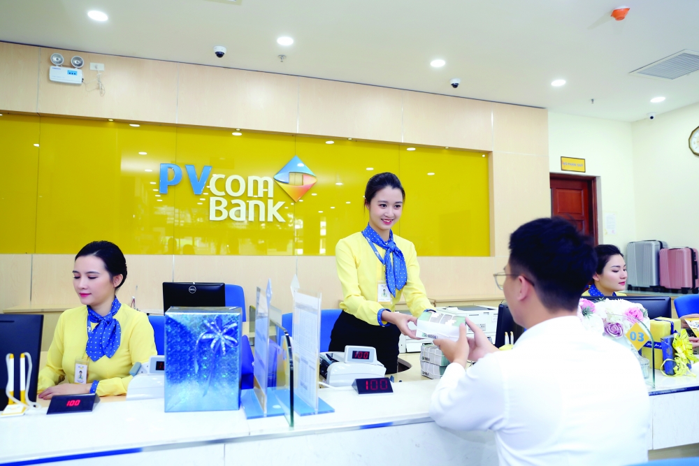 Mỗi năm, khi Tết đến xuân về, PVcomBank vẫn luôn triển khai chương trình ưu đãi cho khách hàng gửi tiết kiệm như một hoạt động thường niên nhằm tri ân các khách hàng thân thiết và gắn bó với ngân hàng