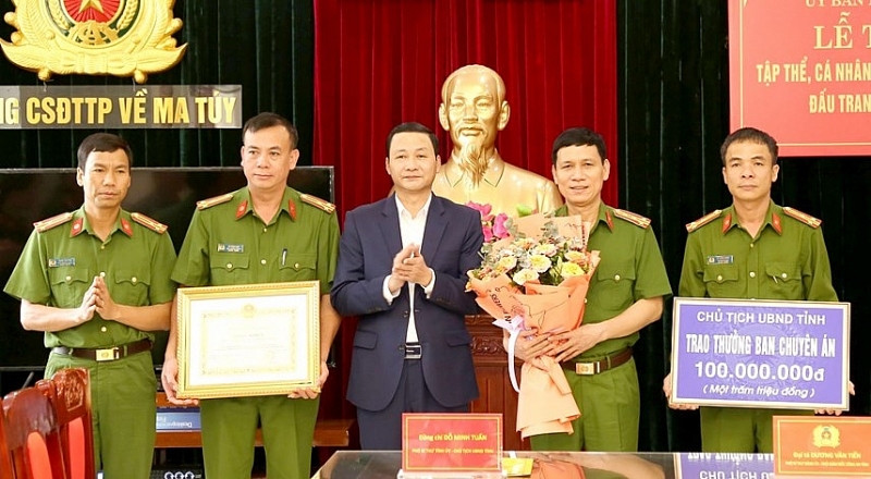 Thưởng nóng cho Công an tỉnh Thanh Hoá do phá 2 chuyên án ma túy lớn