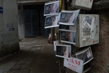 Treo ảnh người đổ rác trộm và câu chuyện pháp lý xoay quanh