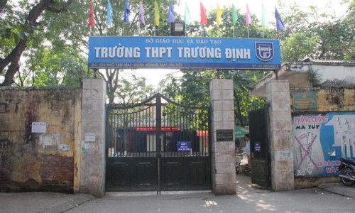 Ngôi trường gần nửa thế kỷ nứt toác, nhiều khu vực nguy hiểm cấm vào