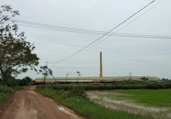 Loạt lò gạch không phép tại Chương Mỹ, báo cáo một đằng thực hiện một nẻo