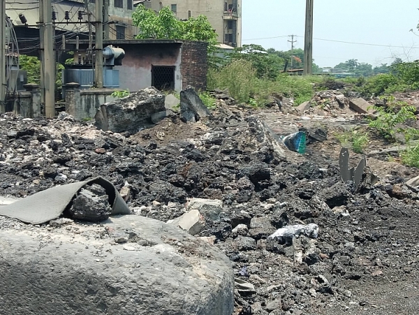 xuong san xuat duc can thep xay dung dang buc tu moi truong