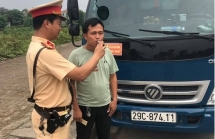 csgt ha noi xu phat hang tram vi pham uong ruou bia van lai xe