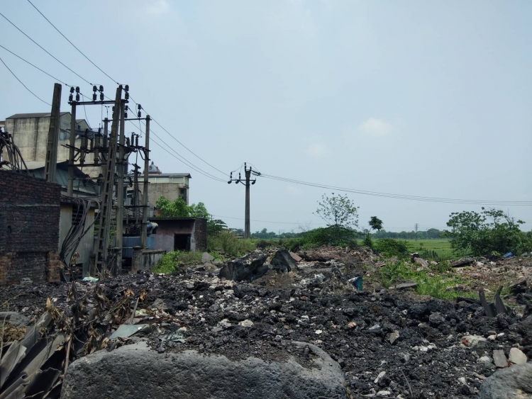 Người dân khốn khổ vì xưởng sản xuất, đúc cán thép 