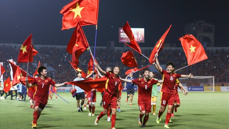 Cộng đồng mạng dành lời khen “có cánh” cho chiến thắng ngọt ngào của tuyển nữ Việt Nam
