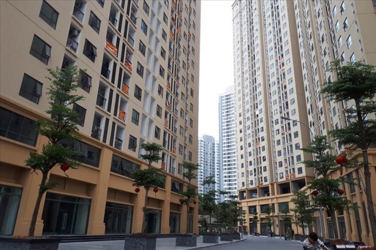 Chung cư Hà Nội báo cháy do cục nóng điều hoà lắp sai quy định