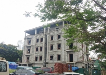 Hàng loạt công trình xây dựng phá vỡ quy hoạch tại Khu biệt thự Vườn Đào