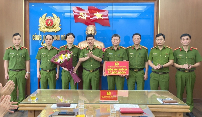 Thanh Hóa: Thưởng nóng cho lực lượng phá án thành công vụ thi thể trôi trên sông Mã