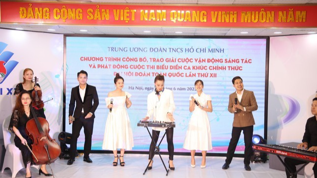 Thi biểu diễn ca khúc chính thức của Đại hội Đoàn toàn quốc lần thứ XII