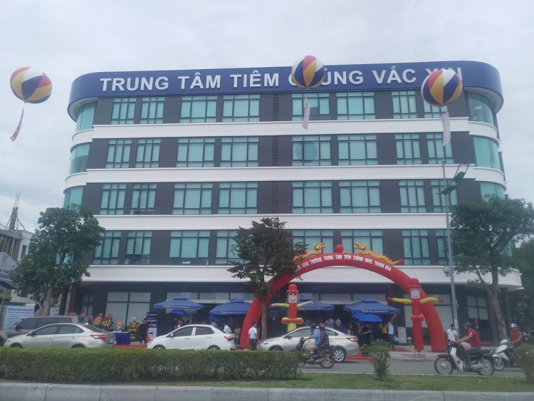 Thanh Hóa: Khai trương trung tâm tiêm chủng vắc-xin lớn nhất miền Bắc