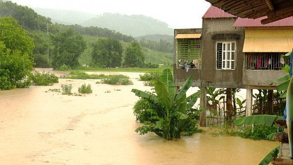 hang ngan hoc sinh mien nui thanh hoa phai nghi hoc vi mua lon