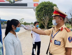 csgt thanh hoa lap chot kiem soat dich covid 19