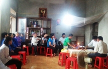 Xót xa nữ sinh lớp 9 bị cành cây rơi trúng người dẫn đến tử vong