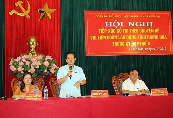 thanh hoa nguoi lao dong khong dong tinh tang gio lam them