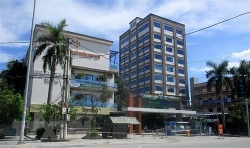 thanh hoa gan 500 nguoi tai benh vien da khoa hop luc duoc chuyen di de gian cach