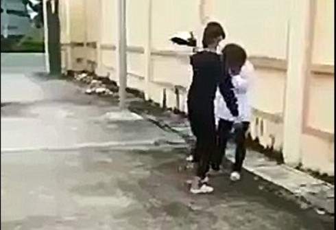 Công an vào cuộc vụ nữ sinh bị đánh bằng mũ bảo hiểm ở Thanh Hóa