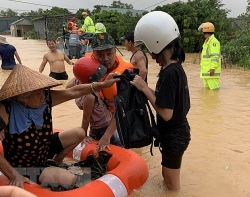 37 xa o khu vuc trung bo bi ngap sau 11 nguoi chet va mat tich