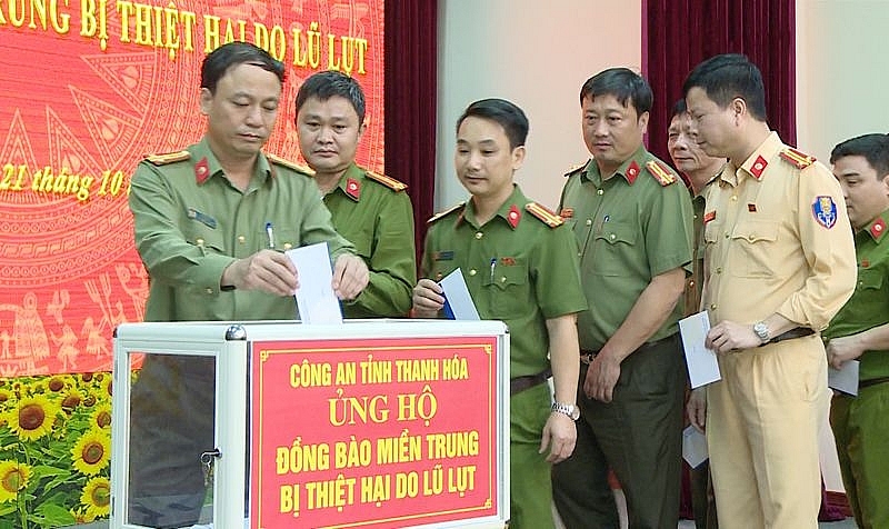 Công an tỉnh Thanh Hóa phát động ủng hộ đồng bào lũ lụt