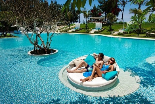 Đến ngay thiên đường thu nhỏ của Nha Trang, để thấy kỳ nghỉ dưỡng của sao hạng A sang chảnh thế nào?