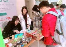 "Ít nhựa thêm xanh" - góp phần chống rác thải nhựa