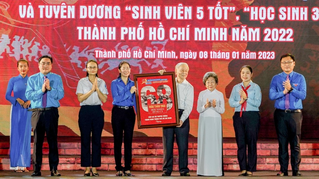TP Hồ Chí Minh: Tuyên dương gương “Học sinh 3 tốt”, “Sinh viên 5 tốt”