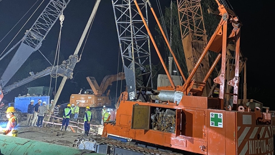 Bé trai rơi vào trụ bê tông ở Đồng Tháp: Đã đưa được thi thể lên mặt đất