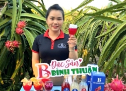 Cô gái miền Trung thành công từ nỗi lòng "giải cứu" thanh long