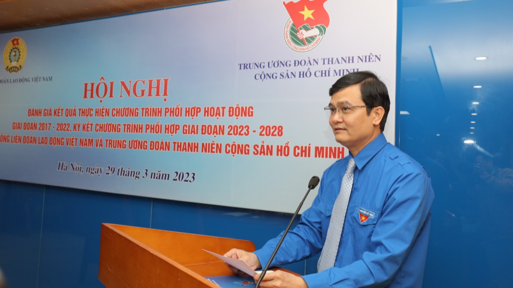 Bí thư thứ nhất Trung ương Đoàn Bùi Quang Huy phát biểu tại chương trình