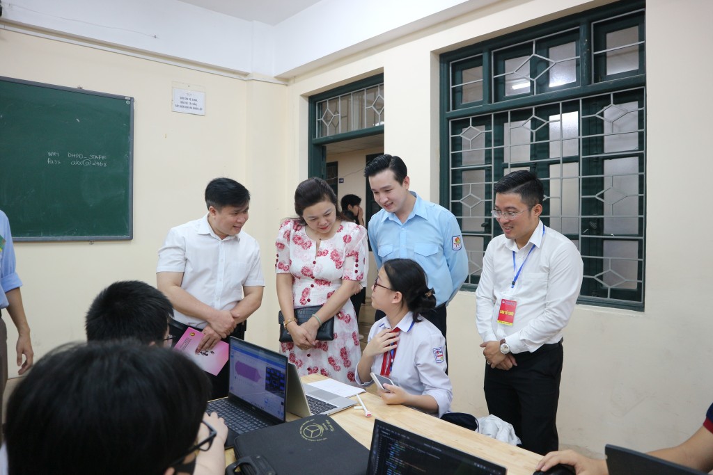 Thiếu nhi Thủ đô tranh tài sôi nổi tại Hội thi Tin học trẻ thành phố Hà Nội lần thứ XXVIII